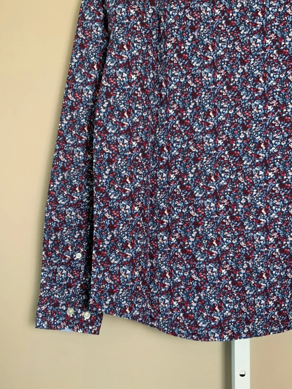 Banana Republic Luxe Poplin Untucked Slim Fit Floral Button Down Oxford Shirt